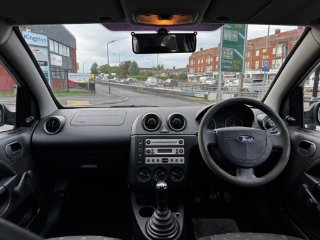 /photos/10162/1f5882ec-8e9a-4c67-9ff3-2b648a24080f_i320x240.jpg