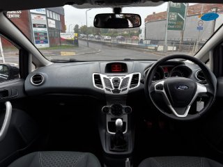 /photos/10162/2c25befb-3f9b-4a41-bee3-6ee5289f198e_i320x240.jpg